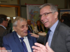 Bruno Sauerzapf mit Landrat Dallinger