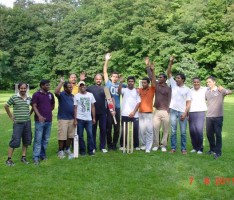 Ungewöhnliches, sportliches Treiben in Leimen: SAP spielt Cricket