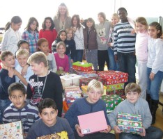 Aktion „Weihnachten im Schuhkarton“ an der Turmschule