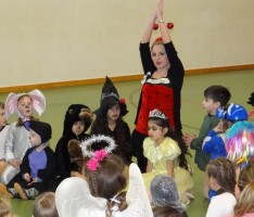Stark besucht und fröhlich: KuSG Kinderfasching füllte Georg-Koch-Halle