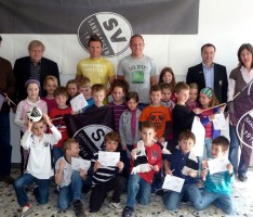 SVS-Spieler zu Besuch in der Theodor-Heuss-Grundschule