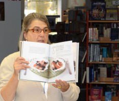 Büchervorstellung und Lesung in der Stadtbücherei