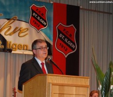 FC Badenia zum 100. Geburtstag – Großes Ehrendéfilé