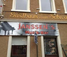 Ab Nikolaus: „Uwe Janssen`s Musik-Bar“ im Leimener Schwanen