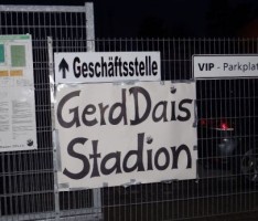 Stuttgarter Kickers gegen Wuppertaler SV – Zwei alte SVS Kämpen treffen sich