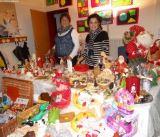 Winterlicher Weihnachtsmarkt mit Kettensägen-Künstler in Gauangelloch