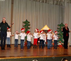 Große Weihnachtsfeier der Diljemer „Froschjugend“ mit allwissendem Nikolaus