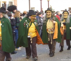 „Schmutziger Donnerstag“ oder „Weiberfasnacht“? Egal – die Narren feiern!