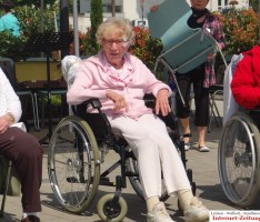 Gelungenes Maifest im Dr. Ulla-Schirmer-Haus
