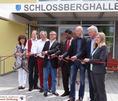 Gauangellocher Schlossberghalle mit großem Fest offiziell eingeweiht