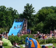 Rekordandrang im Freibad – 3.488 Besucher allein am Dienstag!