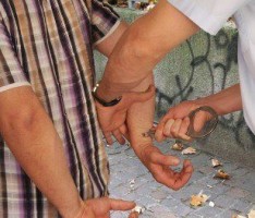 #Trickdiebstahl  #Kettentrick #Enkeltrick – Eltern oder Großeltern informieren!