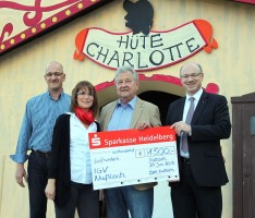 Sparkasse Heidelberg spendet 1.500 € an Volksschauspiele Nußloch