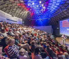 Vor ihm fürchtet sich ganz Europa: Prof. Starbatty (AfD) in Heidelberg