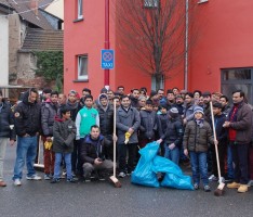 Neujahrs-Putzaktion der islamischen Jugendgemeinde in Leimen
