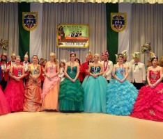 Ordensball der Frösche: Das große Fest der Hoheiten und fröhlichen Farben