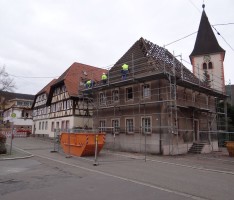Leimen Zentrum: Trümmergrundstücke und Verfall – Turmschule hat „kältefrei“