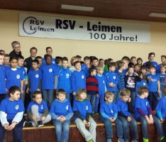 Jubiläumsjahr 100 Jahre VfB – Zur Winterfeier der Junioren: Ein VfB-T-Shirt für alle!