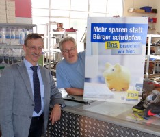 Wahlkampf kurios: FDP-Fraktionschef Kalischko führt Liste an: Von HINTEN!