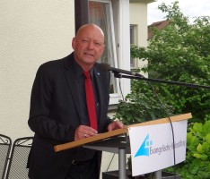 Am Aktionstag Altenpflege formulierter Protest: „Der Pflege brennt der Kittel“