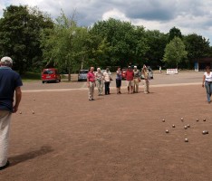 Gauangellocher „Boulevardiers“ nahmen am 1. Krifteler Boule-Turnier teil