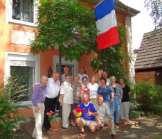 Städtepartnerschaft privat: Überraschungs-Visite aus Tinqueux in Leimen