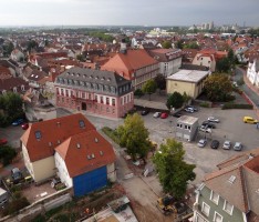 Leimener Ratsbeschluss: Pro Bebauung des Rathausplatzes mit Hotel und Festhalle