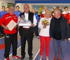 Wolfgang Büsseker und Kurt Lenz vor Sandhäuser Kegel-Derby geehrt