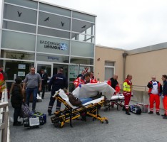 Aufregung im Leimener Hallenbad – Routine-prüfung führt zu geringem Chlor-Austritt