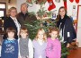 CDU spendet Weihnachtsbäume für Schulen und Kindergärten