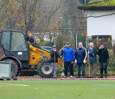 Erfolgreiche Laubaktion beim VfB im Otto-Hoog-Stadion