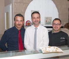 Little Italy – Italienische Lebensart am Georgi-Marktplatz: Cafe, Pasticceria, Rosticceria