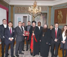 Syrisch-orthodoxer Bischof Mor Philoxenus Mattias Nayis zu Besuch im Leimener Rathaus