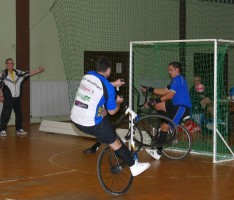 Ein Sport für echte Techniker – Radball vereint Akrobatik und sportliche Leistung