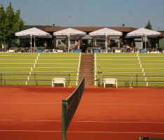 Tennis-Club Blau-Weiß Leimen eröffnet die Sommersaison