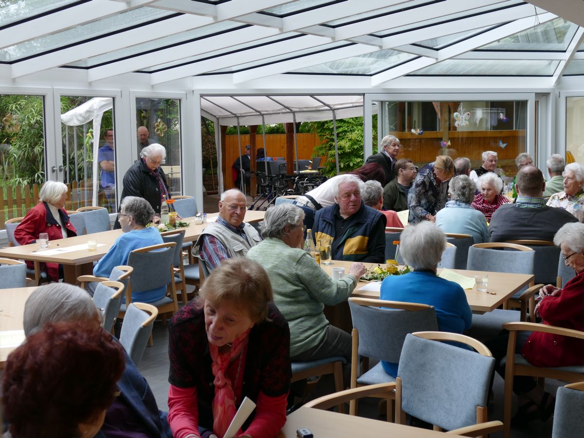 Maifest im Dr.UllaSchirmerHaus nach innen verlegt