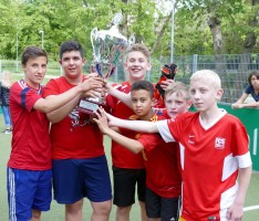 Schul-Soccer-Cup 2015: Wanderpokal zurück in Otto-Graf-Realschule Leimen