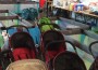 DRK Leimen unterstützt in der Flüchtlinge Notunterkunft Sinsheim: Neuankommende Familien mit Kinderwagen und Kinderbetten ausgestattet