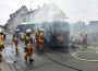 Sandhausen: Bus brennt an Haltestelle aus – 80.000€ Schaden