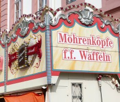 Unsere Kerwequiz-Ergänzung: Was könnte „f.f. Waffeln“ wohl bedeuten?