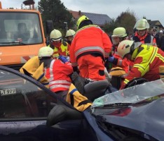 DRK St. Leon und DRK Leimen bei Jahreshauptübung der Feuerwehr St. Leon-Rot