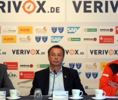 SV Sandhausen verlängert mit Erfolgstrainer Alois Schwarz um 2 Jahre bis 2018