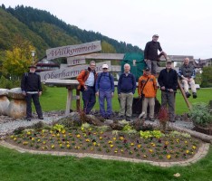 Gauangellocher Wanderer unterwegs rund um Oberharmersbach