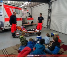 Ferienprogramm beim DRK und der DLRG in Leimen
