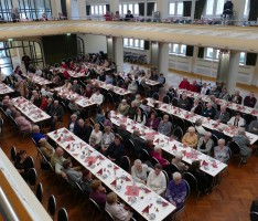 Harmonische Leimener Senioren-Adventsfeier im Portland-Zement Forum