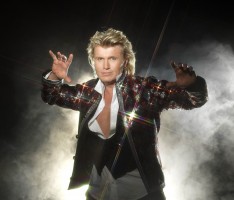 Nußlocher Animus Club Kids trafen den schnellsten Zauberer der Welt: Hans Klok