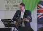 KulTOUR: Schmidt-Eisenlohr als Gitarrist in der ehemaligen Synagoge in Sandhausen