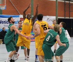 Basketball: Wild-Bees Oberlliga Herren gewinnen gegen Tabellennachbarn Freiburg