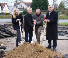 Spatenstich in St. Ilgen: Neues Wohnhaus entsteht an der Leimbachstraße