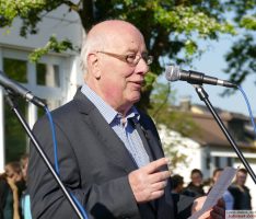 Sandhäuser Gemeinderat und Kerwepfarrer Frieder Flory feiert seinen 70. Geburtstag